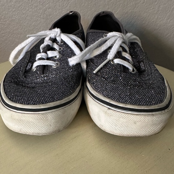 Sparkly silver grey Vans women’s size 6.5.  Lots of glamorous wear left! - Picture 7 of 10
